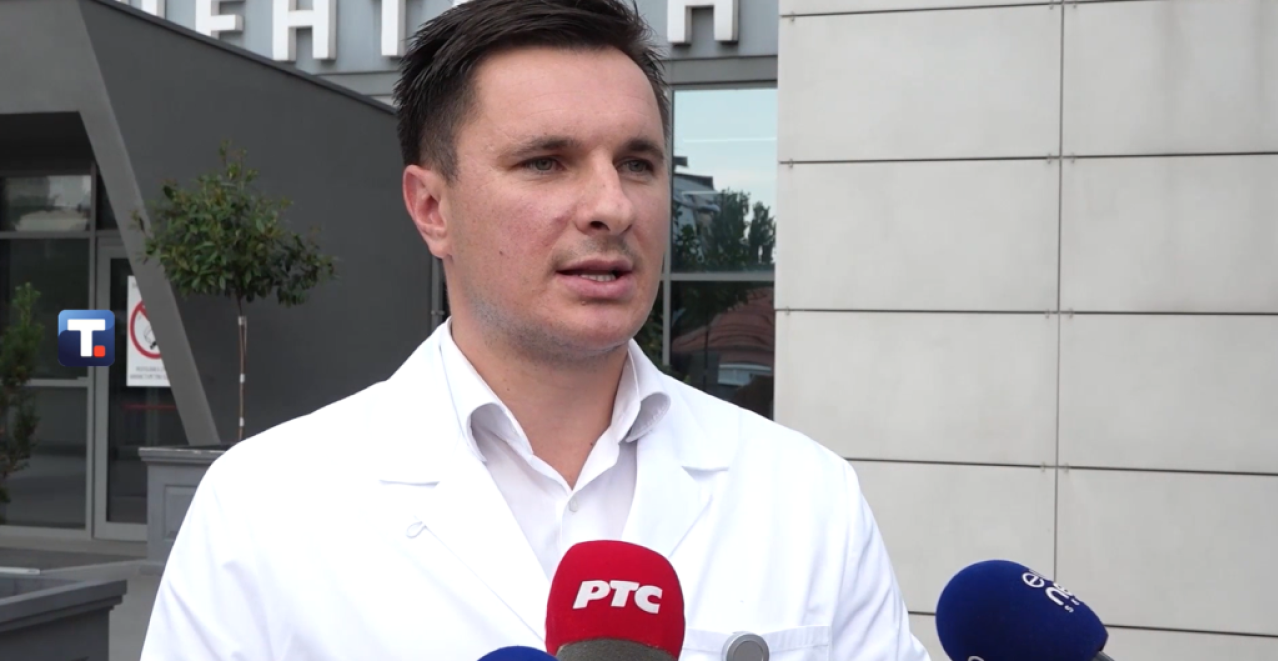 "DEČAK JE U KOMI, VIŠE NJIH SA TEŠKIM POVREDAMA" Dr Nikolić o transportu povređenih u nesreći u Crnoj Gori