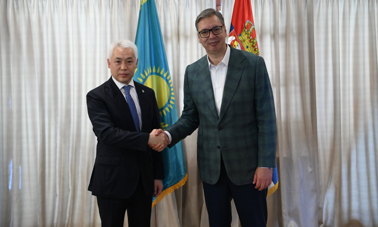 OPROŠTAJNA POSETA U VILI MIR Vučić sa ambasadorom Kazahstana (FOTO)