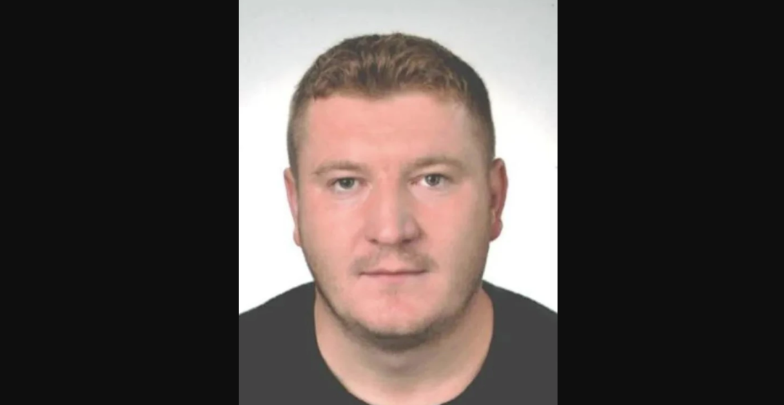 SIN ZATEKAO MAJKU U LOKVI KRVI Amir brutalno izbo suprugu nožem pa pobegao, policijska potera završena u ponoć!