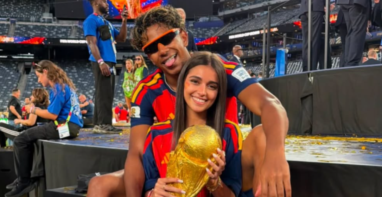 DEVOJKU LAMINA JAMALA NE PRESTAJU DA RAZAPINJU! Prekinula višegodišnju vezu čim joj je fudbaler poslao poruku, pa javno linčovana - konačno otvorila dušu