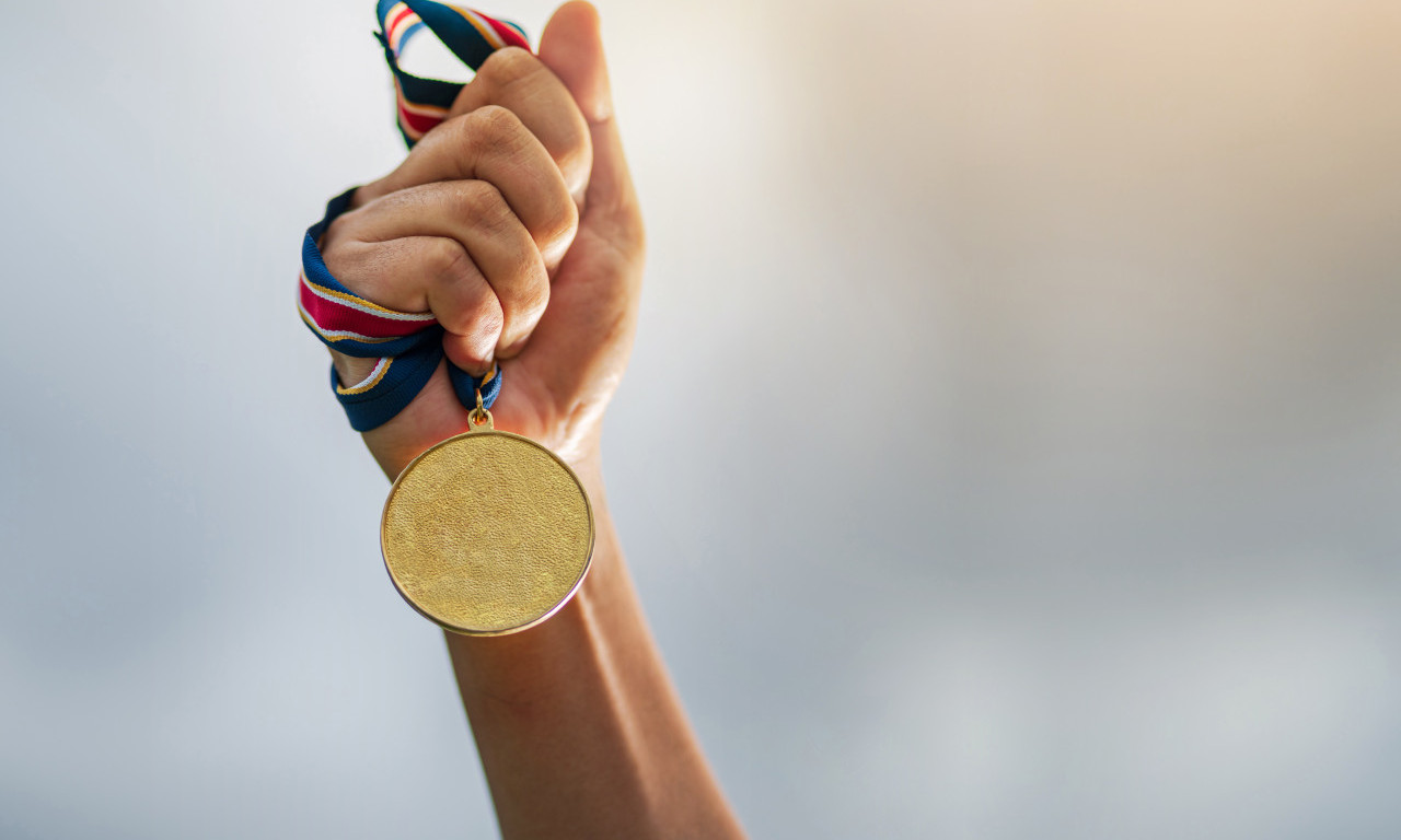 SRBIJA IMA ČIME DA SE PONOSI! Naši srednjoškolci pokorili svet - osvojili pregršt medalja!
