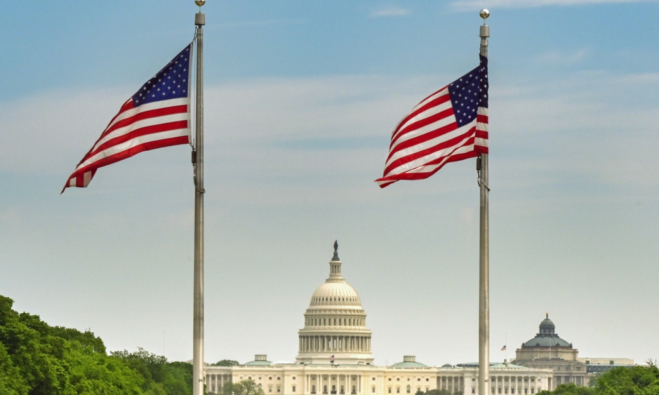 AMBASADE IZDALE HITNO UPOZORENJE: SAD pozvale svoje građane da budu spremni na odlazak iz čak 10 zemalja!