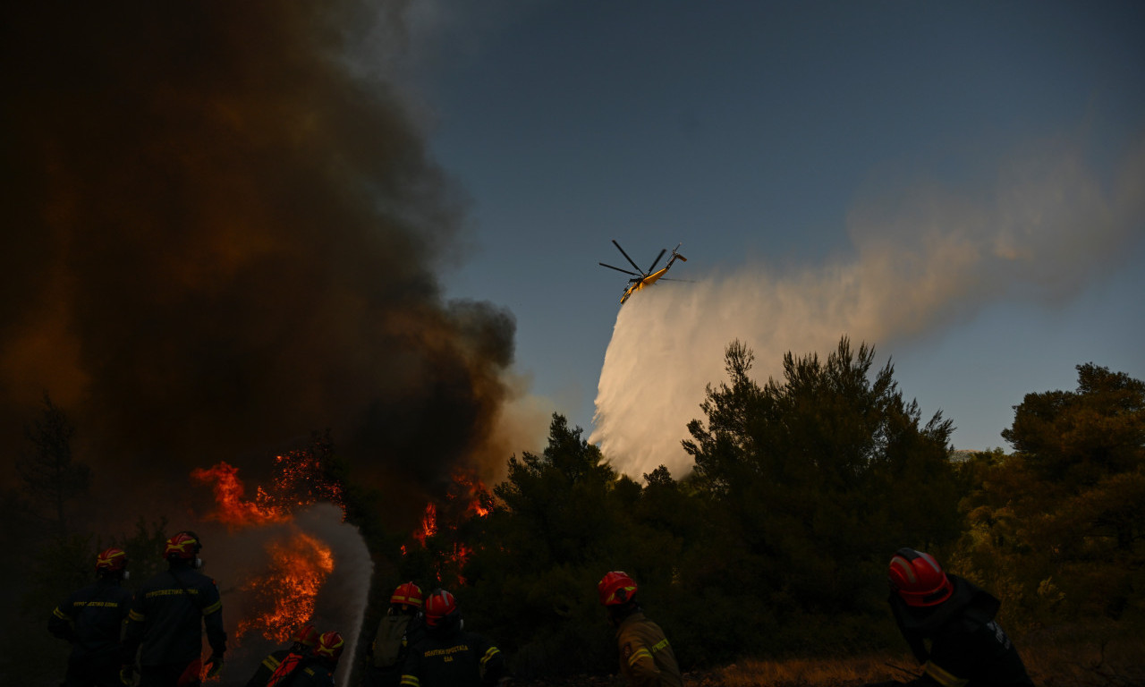 UŽAS U GRČKOJ: Dva helikoptera sudarila se u vazduhu u Grčkoj tokom akcije gašenja požara