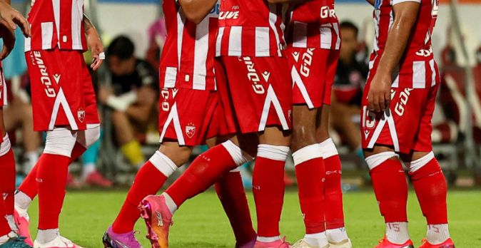 POBEDA: Fudbaleri Crvene zvezde savladali Radnički iz Kragujevca u Superligi Srbije