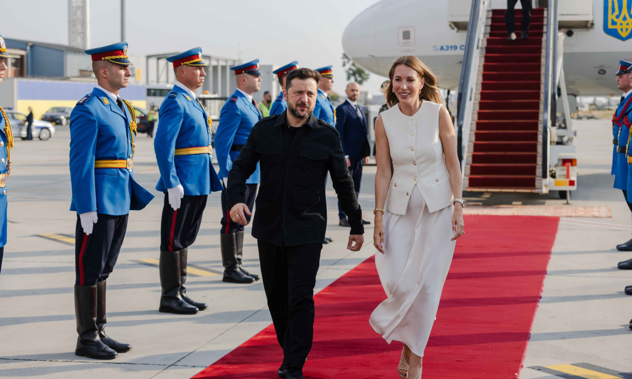ZELENSKI STIGAO U BEOGRAD, DOČEKALA GA MINISTARKA ĐEDOVIĆ HANDANOVIĆ: Predsednik Ukrajine prvi put u poseti Srbiji - sutra sastanak sa Vučićem! (FOTO/VIDEO)