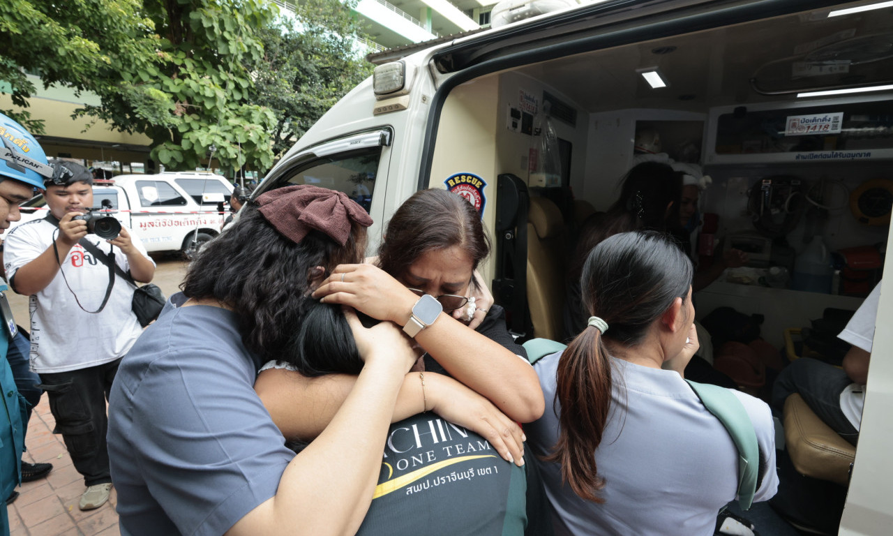 DEVOJČICA NIJE IZDRŽALA: Još jedna žrtva stravičnog zločina na Tajlandu! Evo još koliko osoba je i dalje u kritičnom stanju!