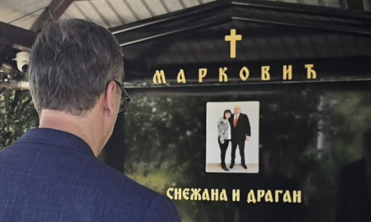 "MENI NEDOSTAJE, SRBIJI JOŠ VIŠE": Vučić obišao Palmin grob kod Jagodine