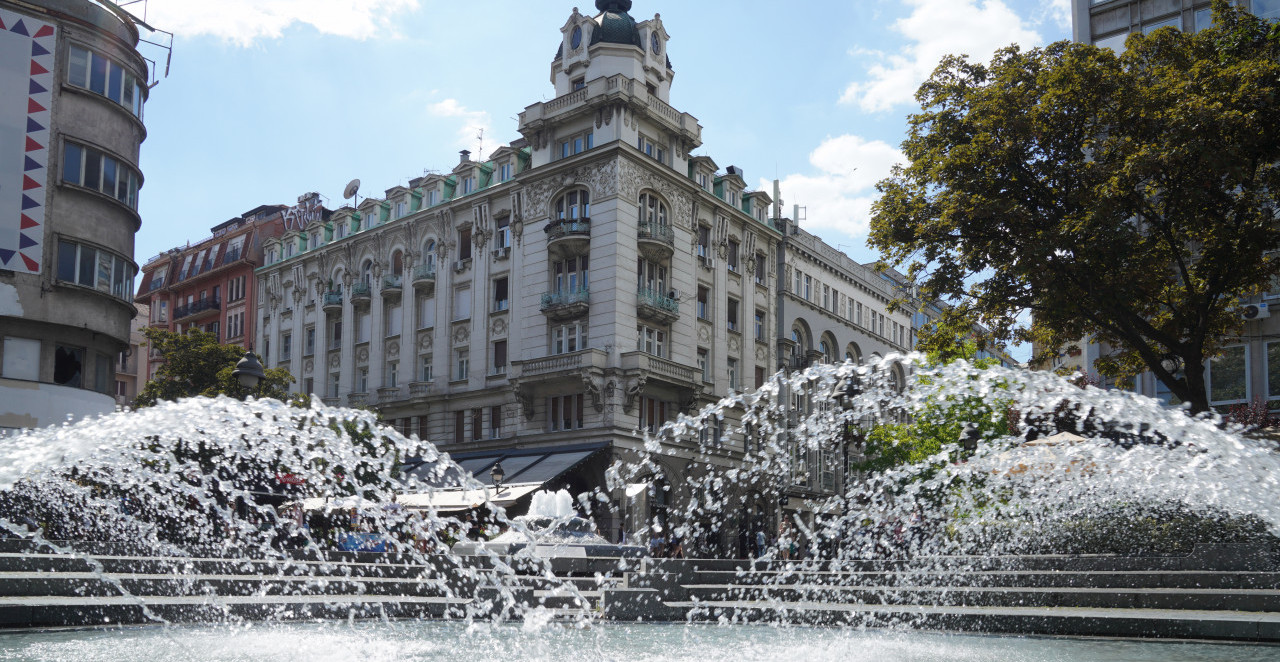 STIGLA DETALJNA VREMENSKA PROGNOZA ZA SEPTEMBAR: Prvih 10 dana gori asfalt na 35 stepeni, a onda nam stiže ovo čudo!