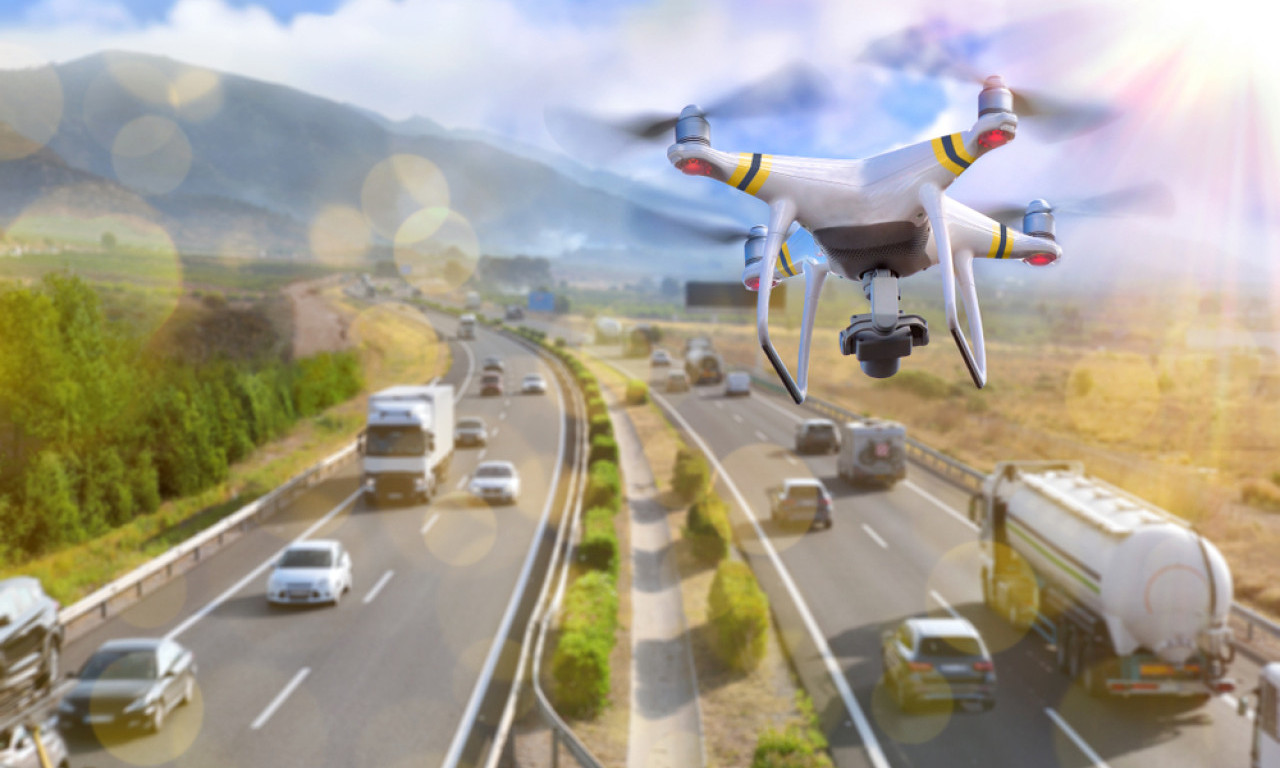 SNIMA VAS DRON, A KAZNA STIŽE BEZ POLICIJE: Kako radi novo "oko" nad srpskim putevima?