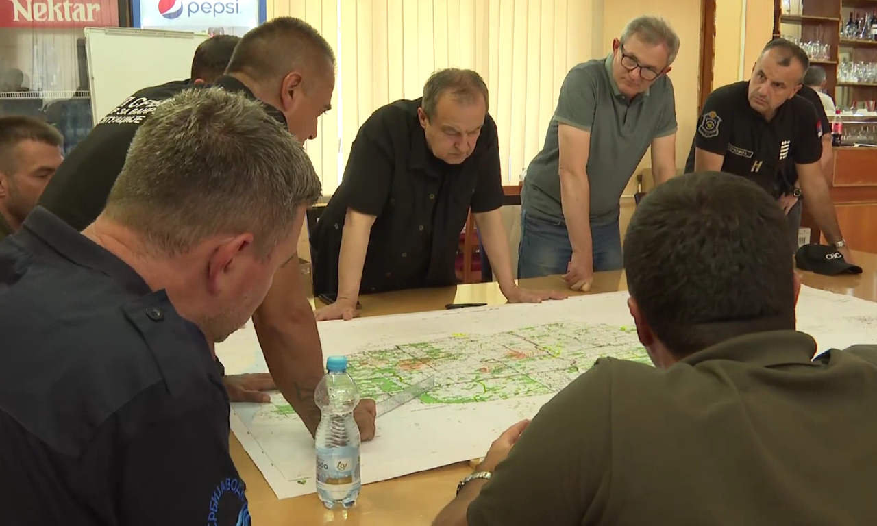 BORBA SA POŽARIMA TRAJE DUŽE OD 10 DANA Hitan sastanak Štaba za vanredne situacije u Deliblatskoj peščari! (VIDEO)