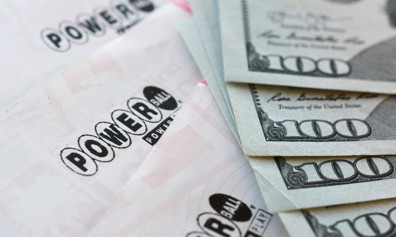 BOSANKA SE OBOGATILA PREKO NOĆI! Uplatila 1 dolar više, pa osvojila 2 miliona! Evo kako će potrošiti nagradu!