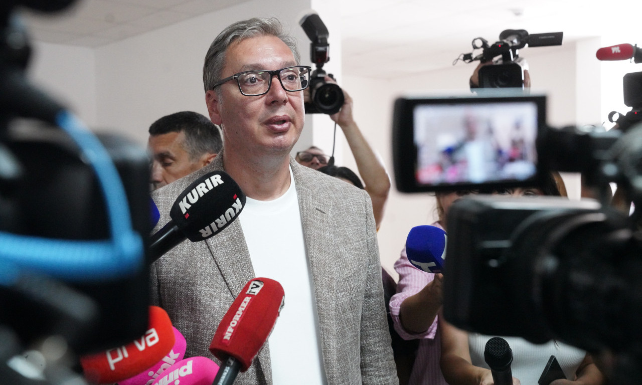 PREDSEDNIK VUČIĆ U PROKUPLJU: Do 1. septembra završiti radove na OŠ "Ratko Pavlović - Ćićko"