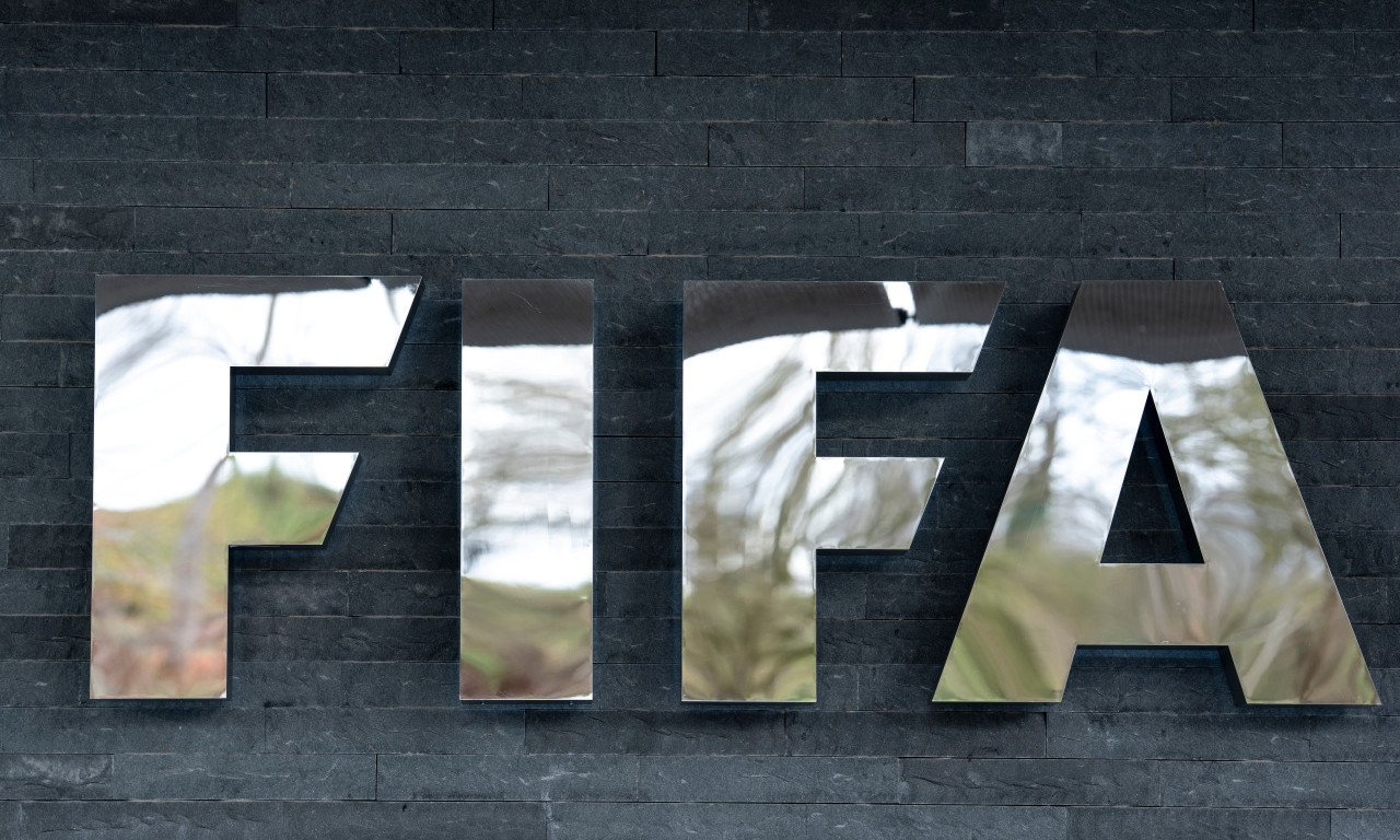OKRENUO MU LEĐA: Potpredsednik FIFA Šandor Čanji javno povukao podršku Đaniju Infantinu