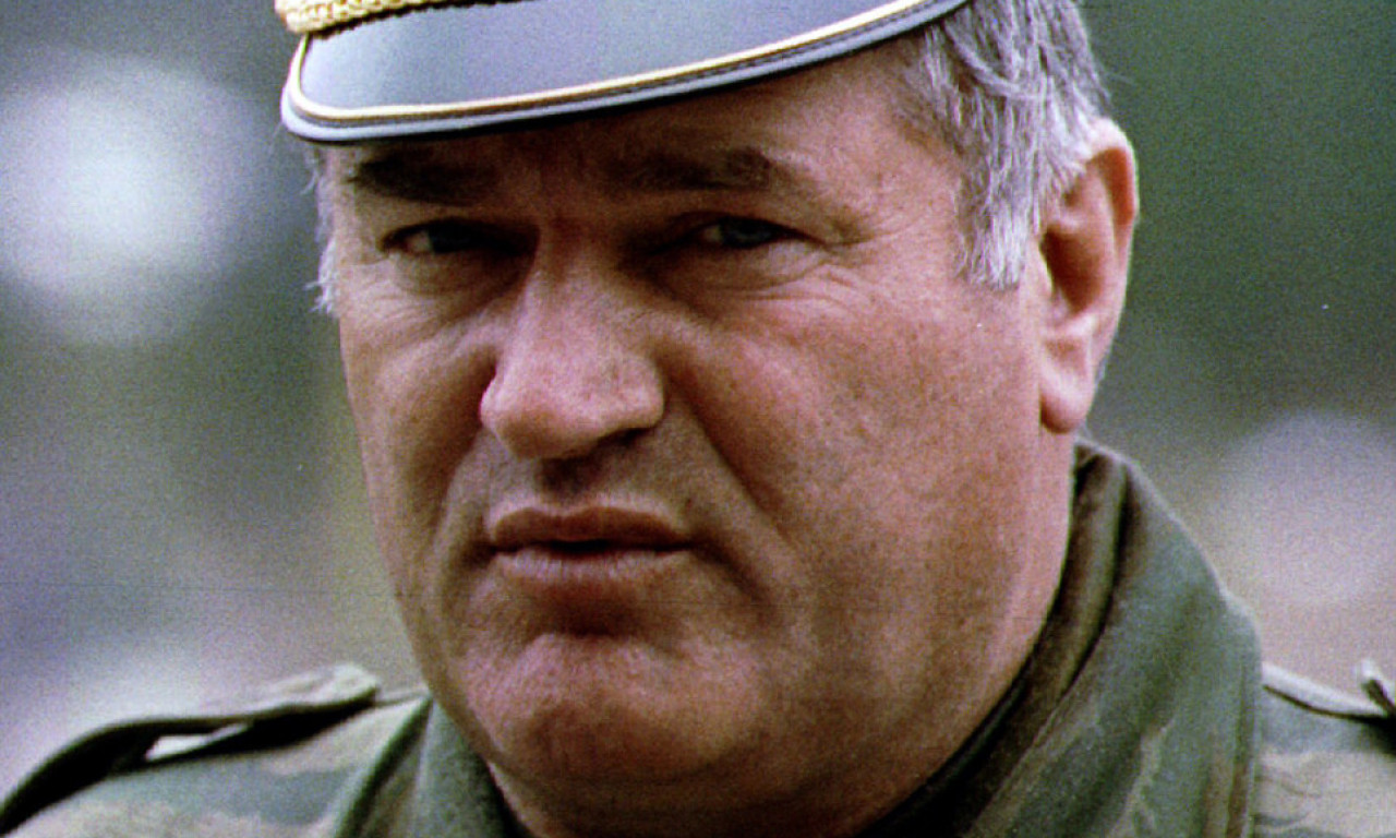 SAHRANITE ME PORED NJE: Otkrivena poslednja želja Ratka Mladića!