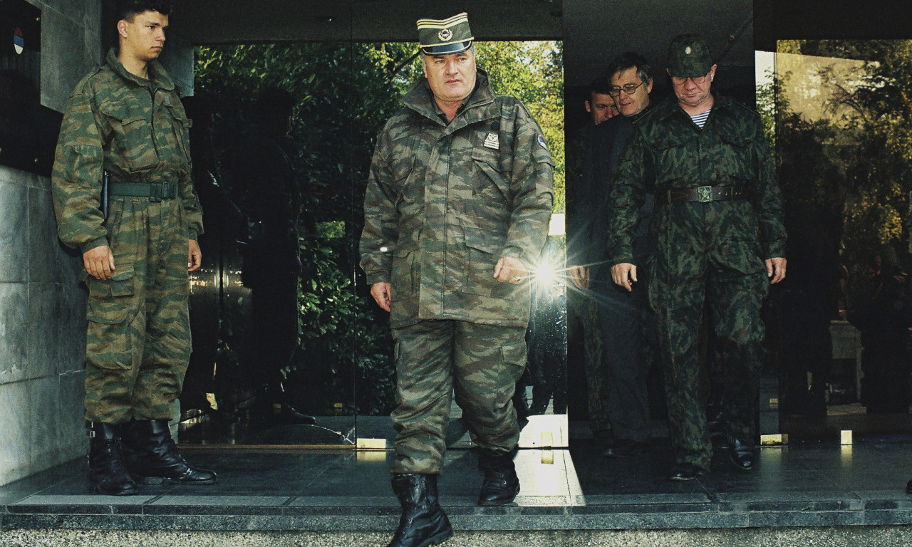 "MLADIĆ SE ISPOVEDIO, PRIČESTIO I ODMAH NAKON TOGA UMRO SA KRSTOM U RUCI" Sveštenik iz Haga o poslednjim trenucima generala