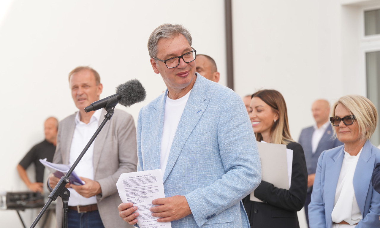 TAČNO U 11 ČASOVA: Vučić sutra na otvaranju prve fabrike humanoidnih robota u Srbiji