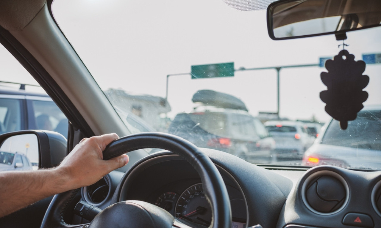 KOLAPS NA EVZONIJU: Kilometarske kolone, Srbi zarobljeni satima na izlazu iz Grčke! (VIDEO)