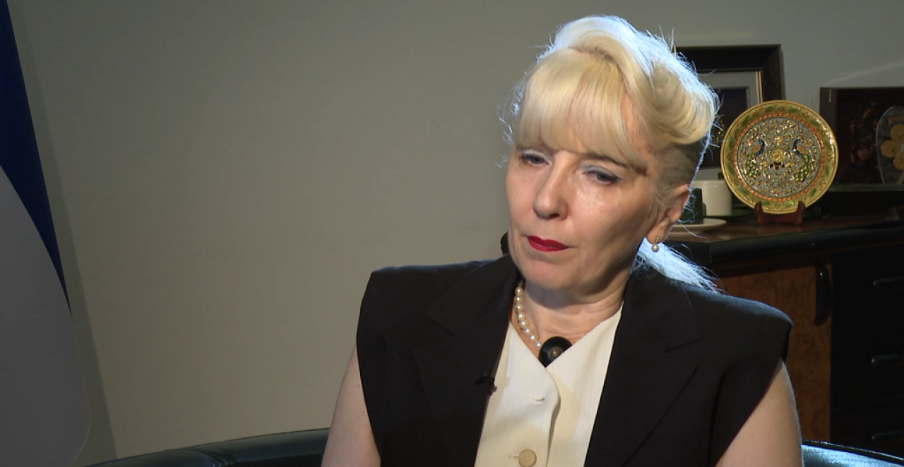 MINISTARKA LAZAREVIĆ STAJE NA PUT FIRMAMA KOJE POKUŠAVAJU DA PREVARE PENZIONERE: Sledi detaljna kontrola (VIDEO)
