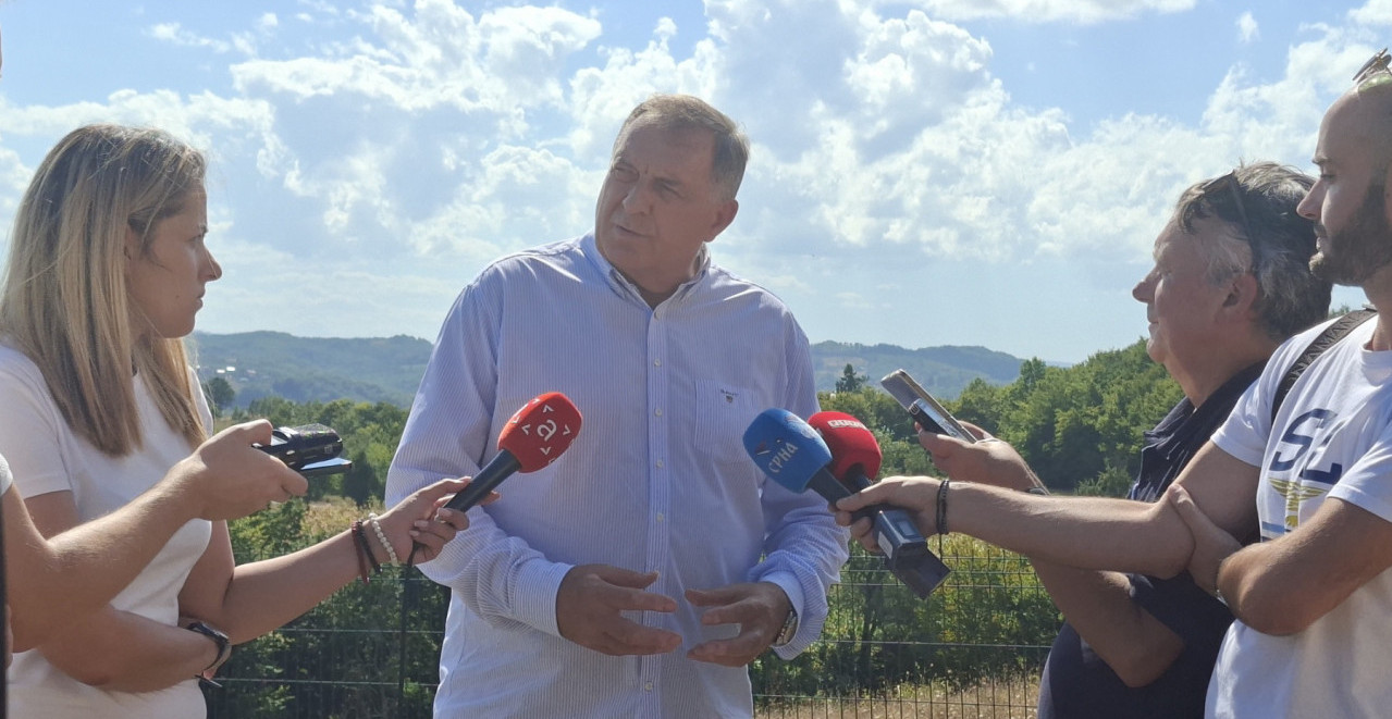 ZABRANJUJU LJUDIMA DA IZNOSE STAVOVE O MLADIĆU! Dodik poručio da će prisustvovati sahrani generala!