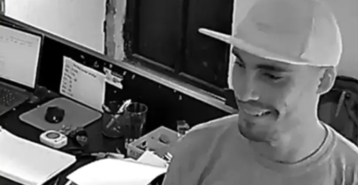 UBICA IZ CRNE GORE SE SMEJAO DOK JE PUCAO U LJUDE! Kamere zabeležile koban trenutak, a prizor će vas slediti (FOTO)