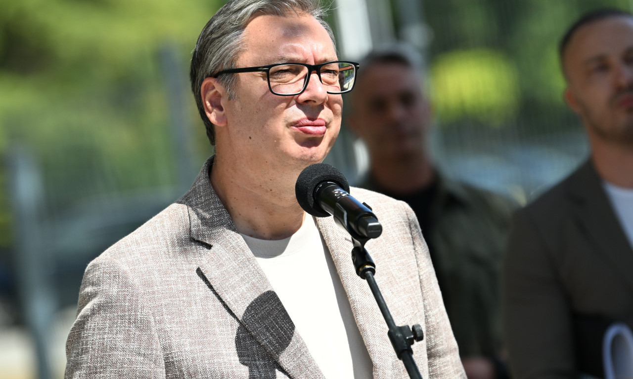 VUČIĆ: PREUZETO JE TELO RATKA MLADIĆA U popodnevnim satima stiže u Srbiju