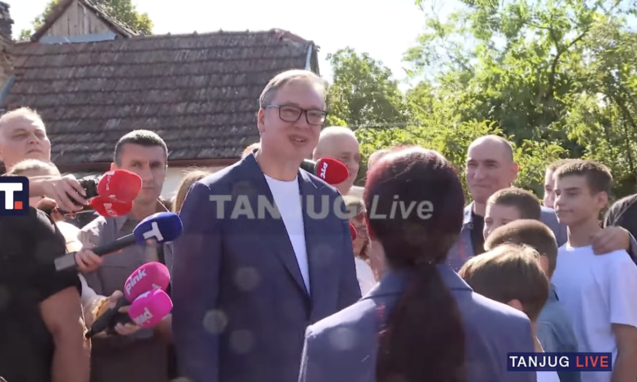 VUČIĆ SA NARODOM SEVERNOBAČKOG OKRUGA Predsednik u domaćinstvu Ćupić na Paliću (VIDEO)