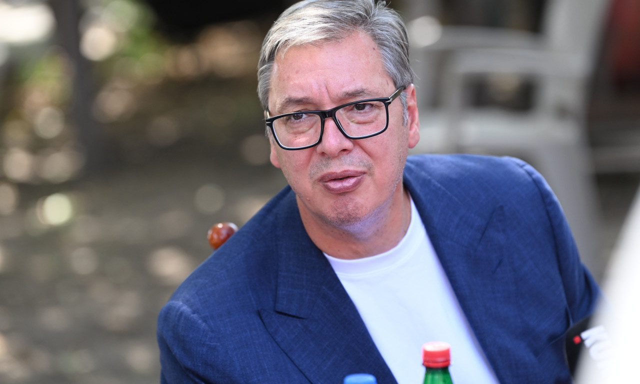 VUČIĆ TOKOM OBILASKA SEVERNOBAČKOG OKRUGA NAJAVIO VELIKA ULAGANJA, PA OTKRIO: Idem u Niš, da vidim baš šta će blokaderi da urade! (VIDEO)