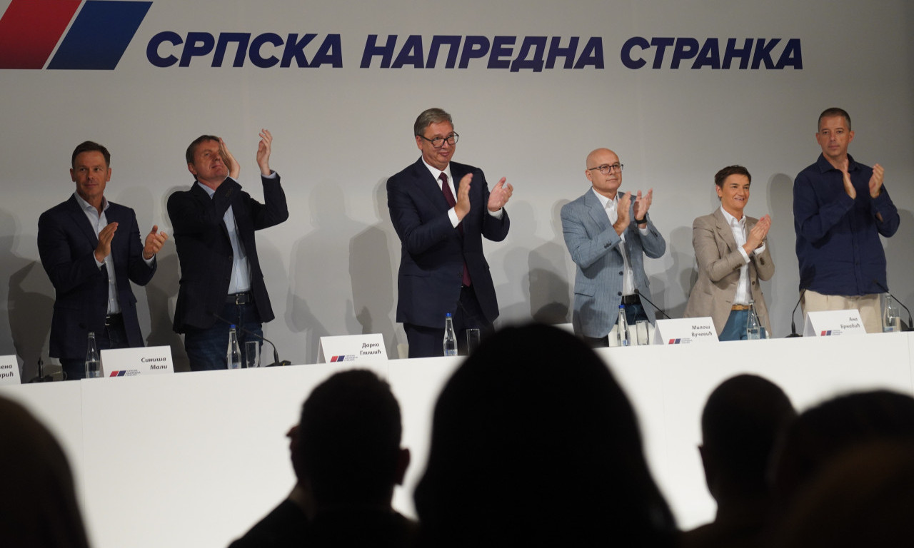 VUČIĆ NOSILAC LISTE I KANDIDAT ZA PREMIJERA! Glavni odbor SNS u Nišu: Ovo su odluke koje su donete (VIDEO)