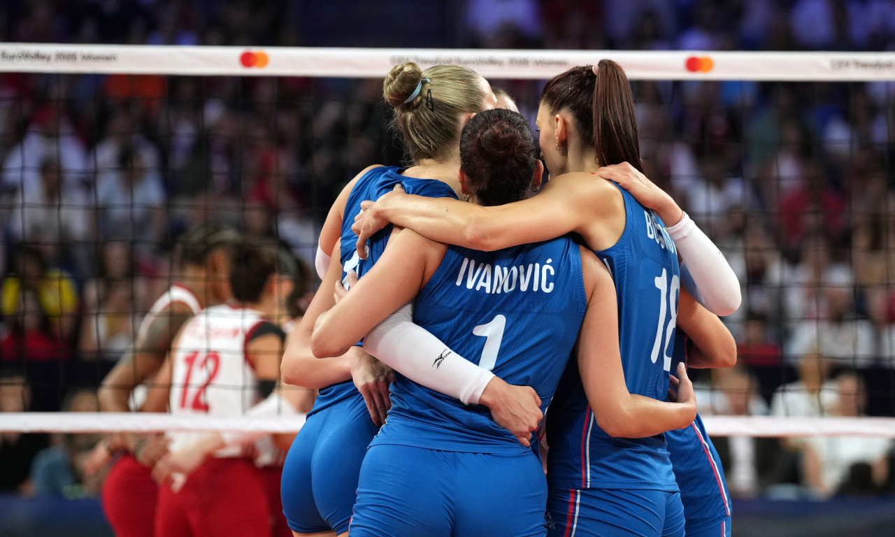 DEVOJKE IPAK NISU USPELE! Turkinje nepremostiva prepreka: Odbojkašice Srbije ostale bez finala Evropskog prvenstva! Poznato kada će se boriti za bronzu! (FOTO)