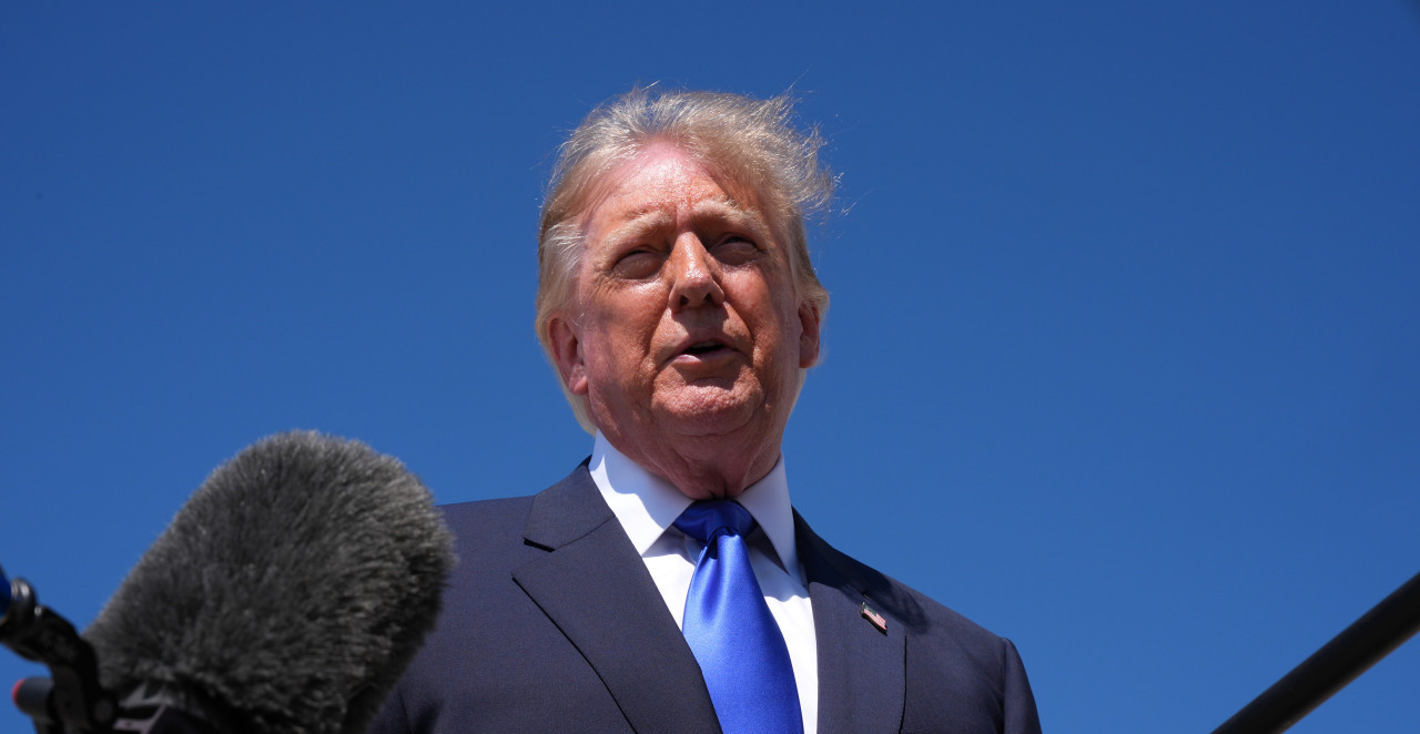 TRAMP SAOPŠTIO KADA ĆE SE ZAVRŠITI RAT SA IRANOM Otkrio i detalje razgovora sa Putinom (FOTO)