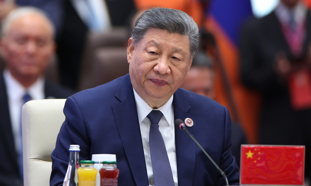 BROD U PLAMENU! Najmanje 20 poginulih, potraga za nestalima u toku: Si Đinping izdao hitno naređenje (VIDEO)