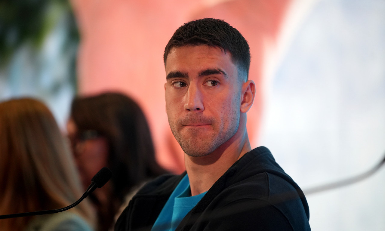 VLAHOVIĆ OTIŠAO, A ON GA SAD "KRIVI" ZA SVE: Openda otvorio dušu o debaklu u Juventusu i otkrio šta se dešavalo!