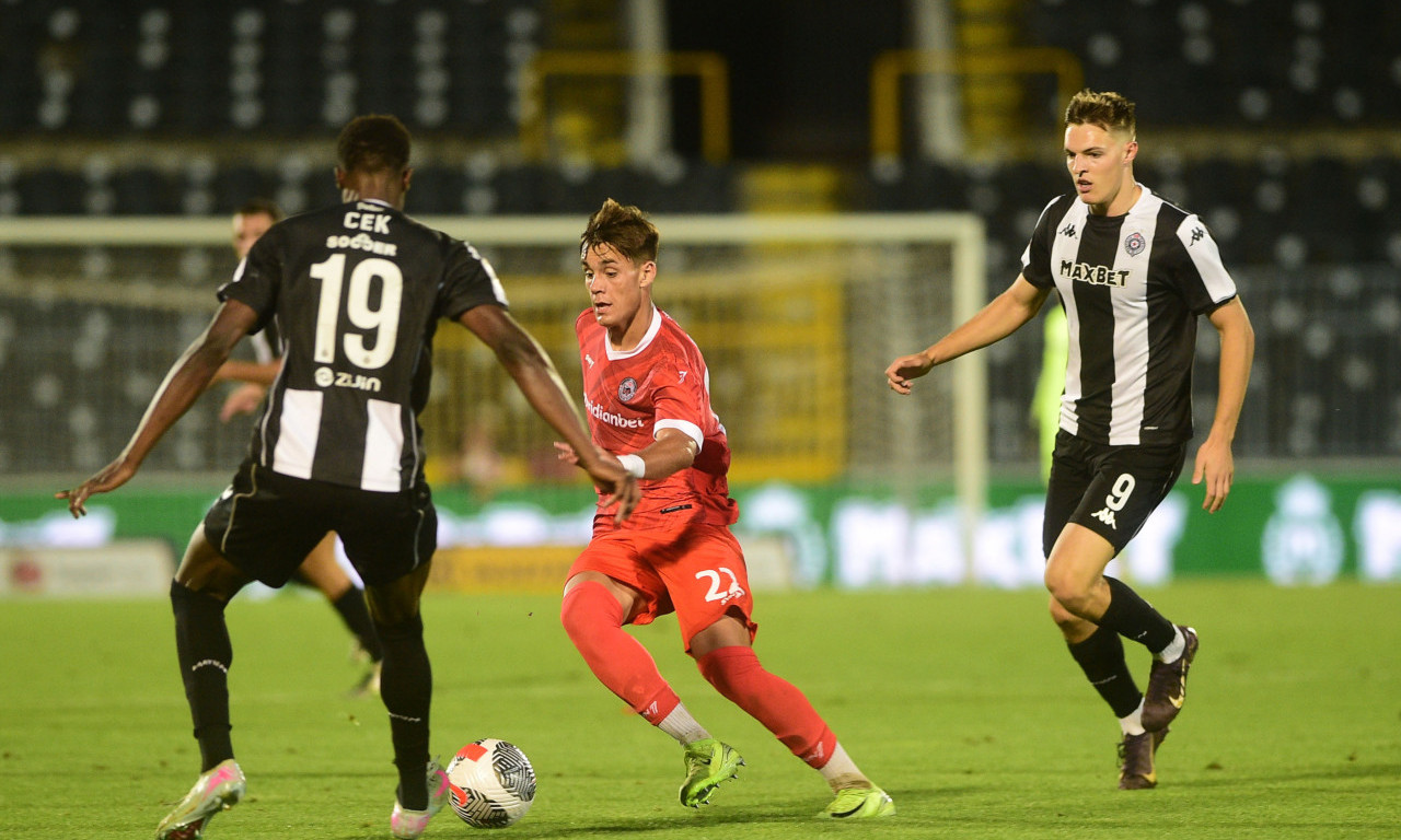 PSŽ KUPUJE NAJVEĆEG BISERA SRPSKOG FUDBALA: Transfer bomba kakva godinama nije viđena