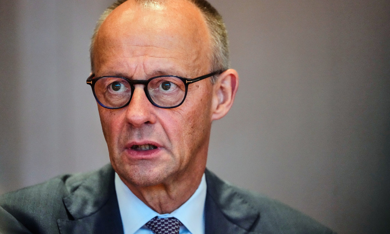 PADA KANCELAR NEMAČKE? Sazvan hitan sastanak - Merc pod pritiskom!