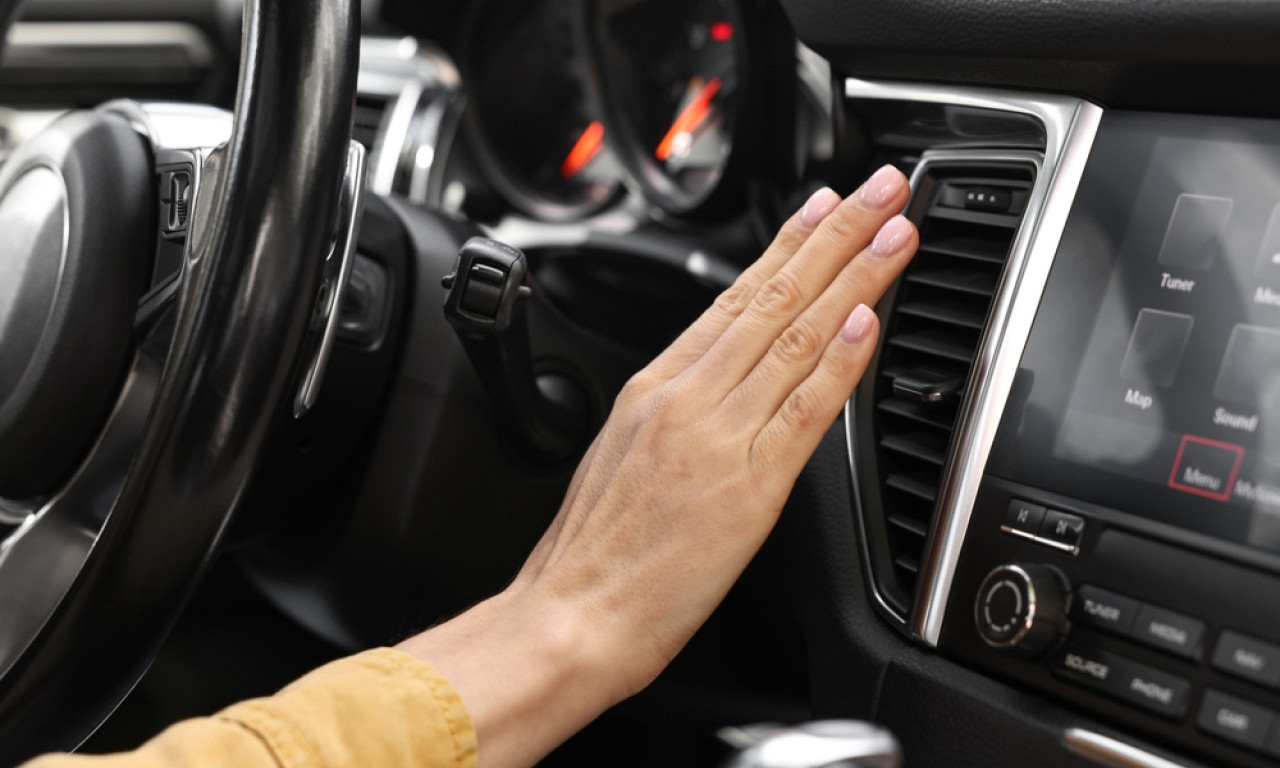 LOŠE VESTI ZA VLASNIKE STARIJIH AUTOMOBILA: Zbog jedne odluke održavanje postaje znatno skuplje!