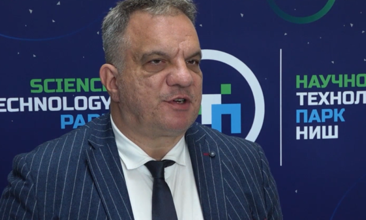 JAKA PORUKA MINISTRA PROSVETE: Budućnost obrazovanja u digitalnoj transformaciji, ali i u ulaganju u ljude