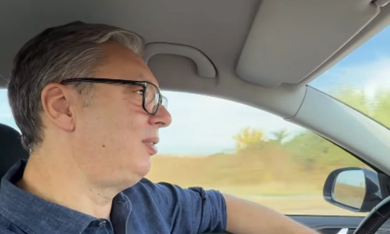 VUČIĆ OBIŠAO RADOVE NA OBILAZNICI KOD KRAGUJEVCA! Deonica duga 21 kilometar: Radovi 66 odsto završeni