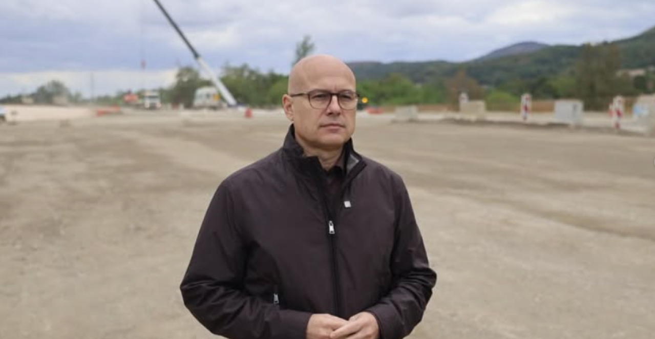 "BLOKADE DONOSE ZASTOJE, A UJEDINJENA SRBIJA MOŽE SVE" Vučević obišao Raški okrug i podsetio na velika ulaganja (FOTO)
