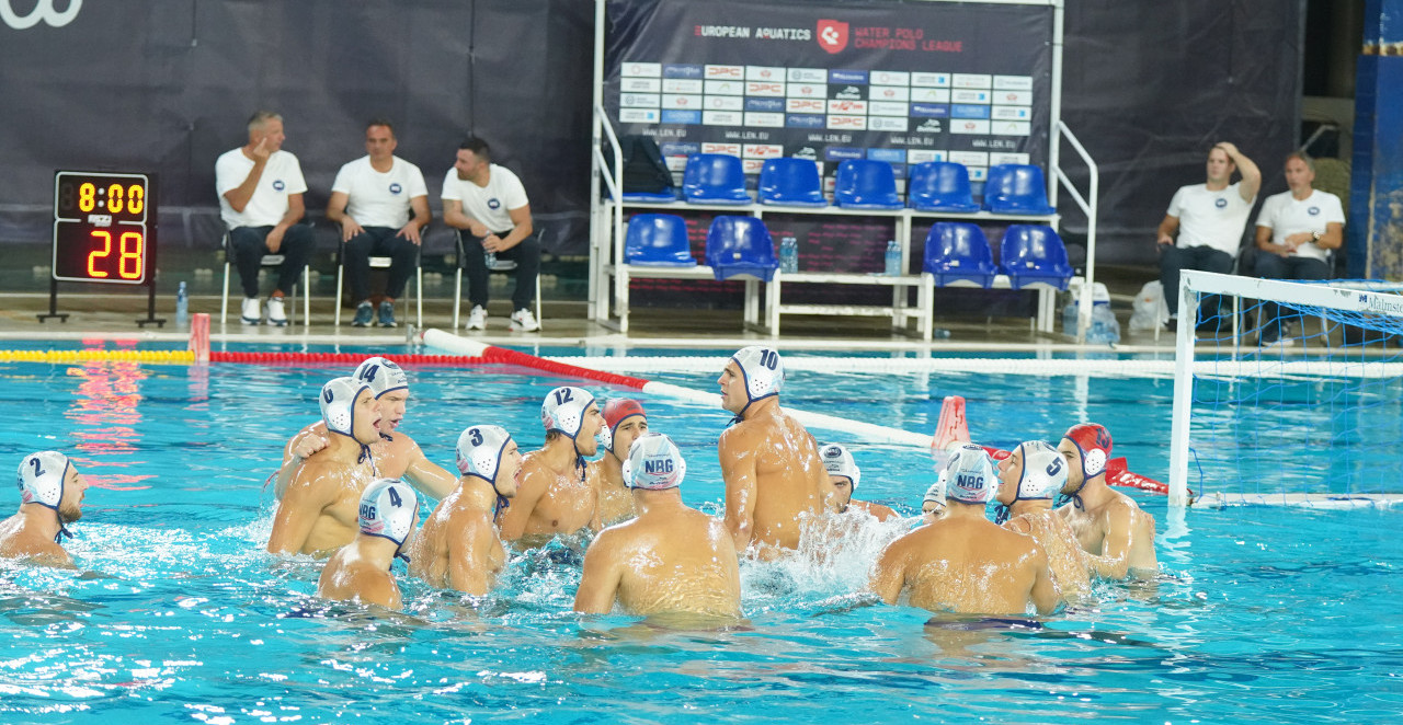 VATERPOLISTI NOVOG BEOGRADA POTOPILI PARTIZAN Snažan otpor crno-belih nije pomogao u prvom kolu regionalne Premijer lige