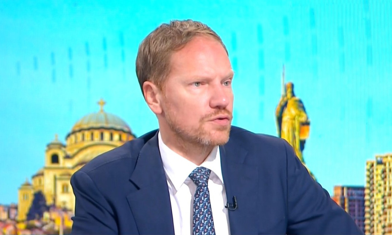 GDE SE ZAVRŠAVA POLITIČKA BORBA, A POČINJU DISKRIMINACIJA I PRETNJE? Antonijević u "Uranku" kampanji koja prelazi granice
