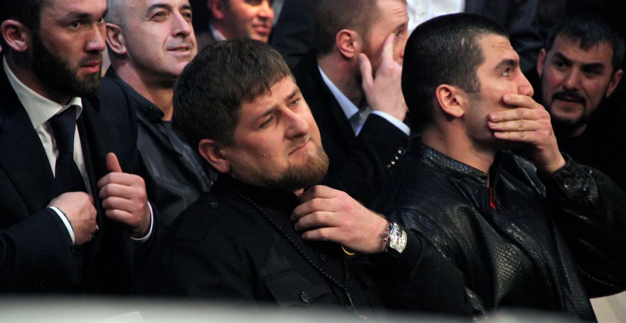 KADILAKOM KROZ CENTAR GROZNOG Da li vam se sviđa pobednička vožnja Ramzana Kadirova? (VIDEO)