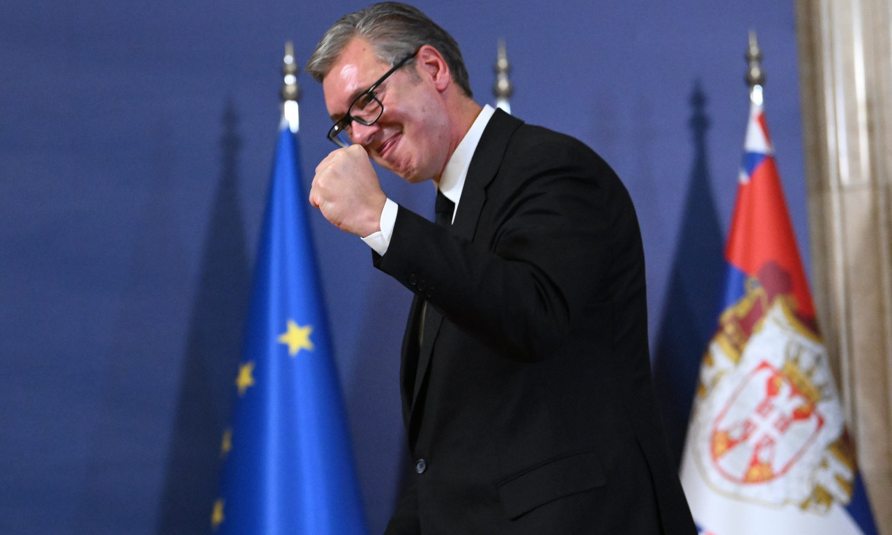 "VIDIMO SE VEČERAS, U BEOGRADSKOJ ARENI": Vučić najavio veliki politički  skup u Beogradu u 18 časova
