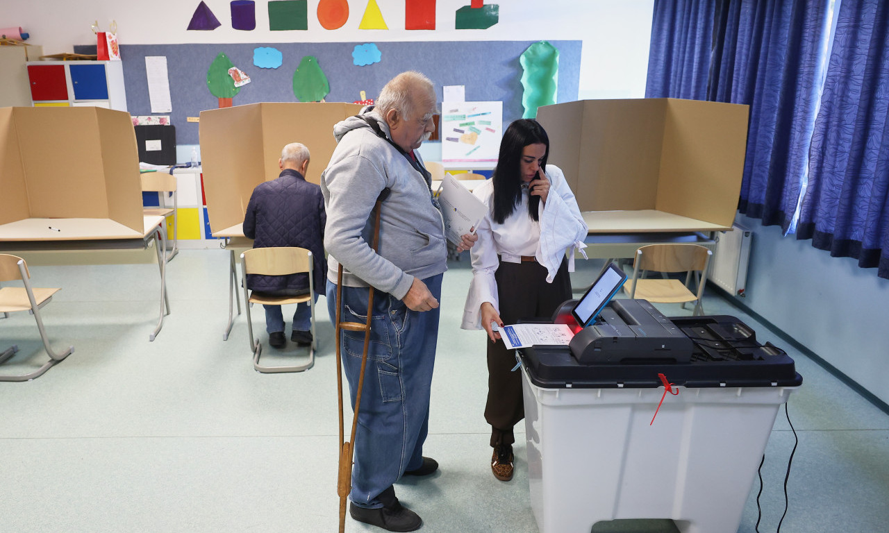 DAN ODLUKE U BiH! Moguće produženje glasanja, na pojedinim biračkim mestima i ponavljanje izbora (FOTO)