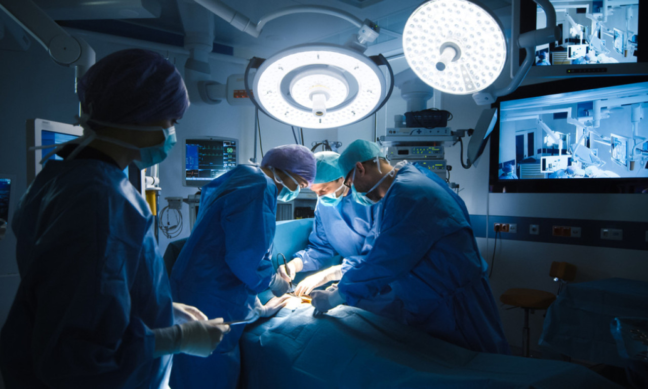 HOROR NA EKSKURZIJI: Gimnazijalka iz Beograda teško povređena u prevrtanju kvada! Hitno operisana!