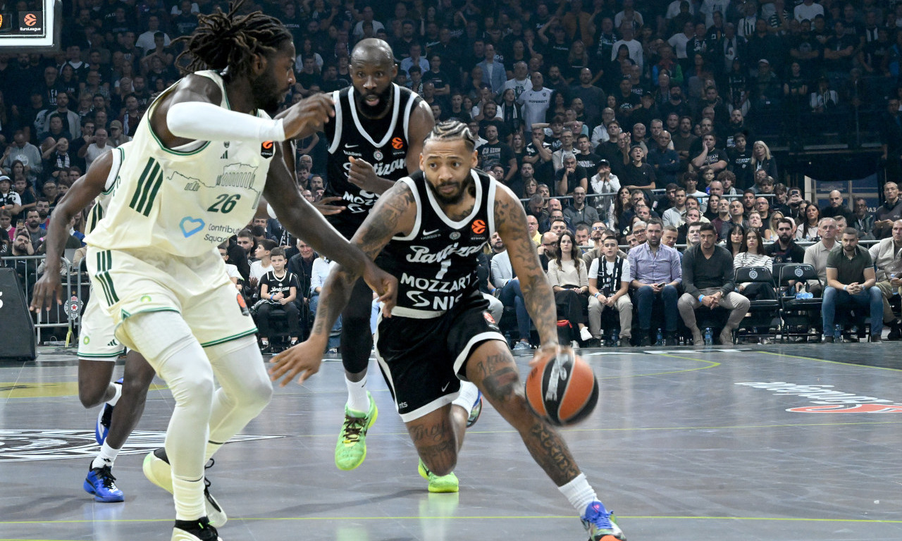 DEBAKL PARTIZANA PRED OBRADOVIĆEM: Panatinaikos slavio u Beogradu sa 17 poena razlike (FOTO)