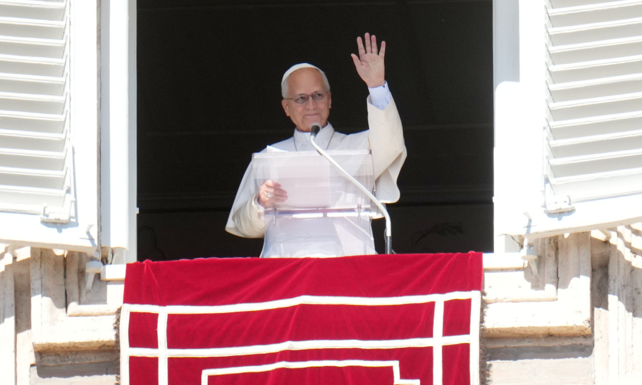 ŠTA JE ADENOKARCINOM PLUĆA OD KOJEG BOLUJE PAPA LAV? Podmukla bolest često ne daje simptome: Evo kakve su prognoze za izlečenje