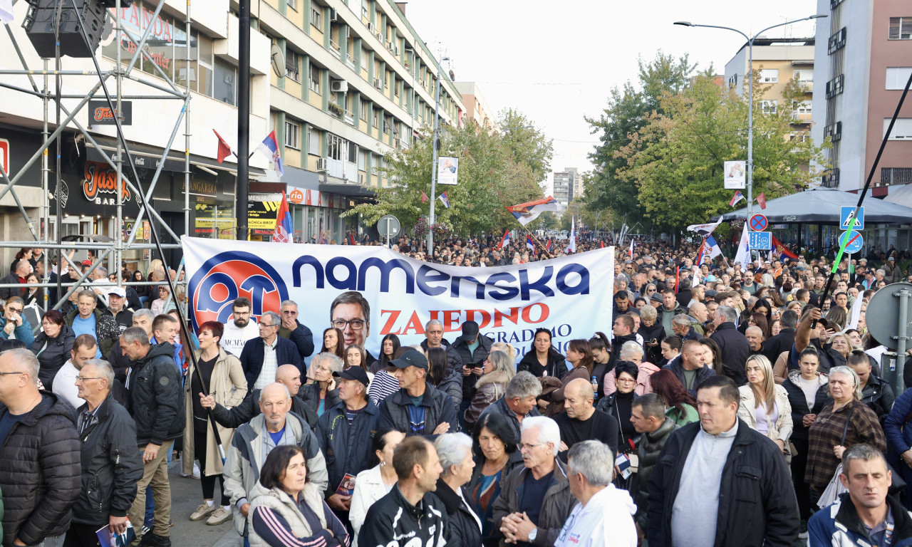 VUČIĆ USKORO STIŽE U KRUŠEVAC: Krcat Trg kosovskih junaka! Veliki broj građana pristiže na skup liste "Ujedinjena Srbija" (VIDEO)