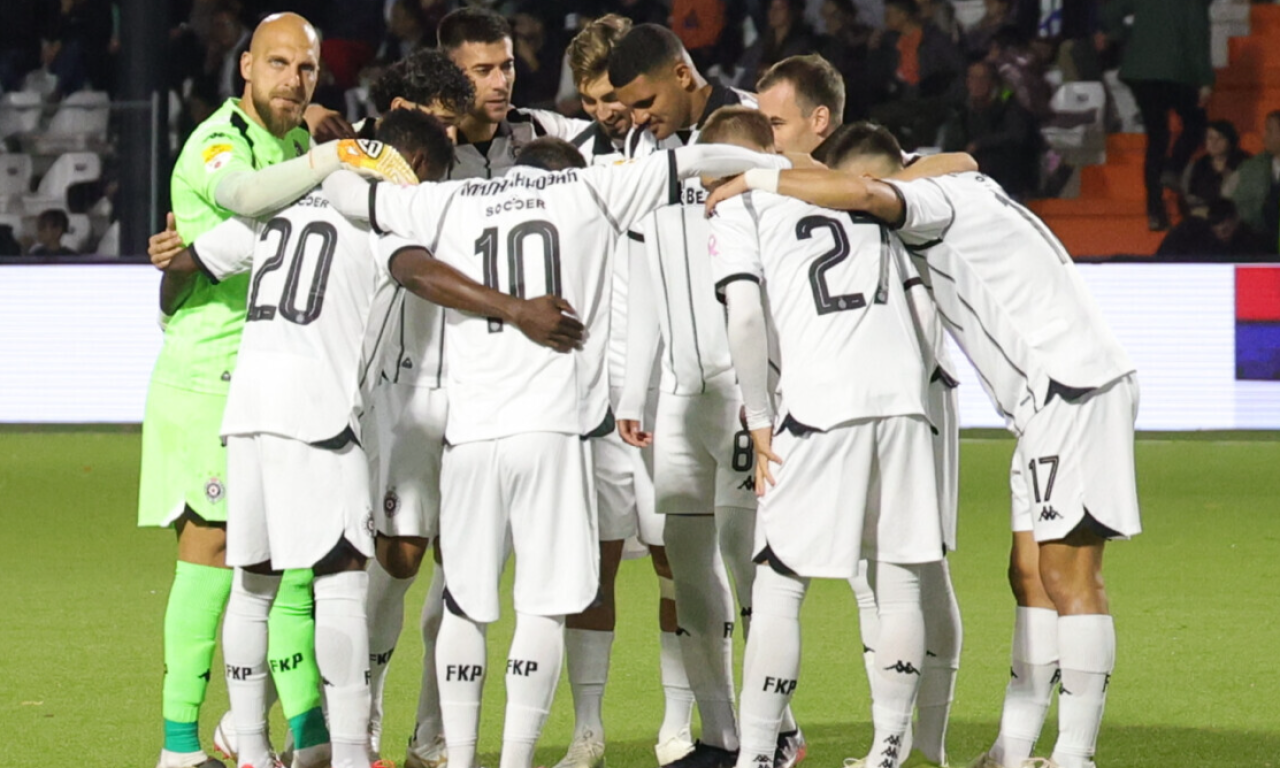 DA LI SMO GLEDALI ISTI MEČ, SAŠA? Partizan doživeo novi debakl, a Ilić oduševljen igrom