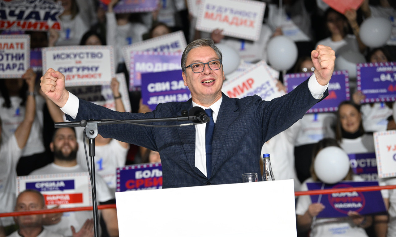 "NAJPONOSNIJI SAM NA SVETU ŠTO SU ME ZABRANILI I NIŠTA MI NE MOGU" Vučić na skupu u Čačku o zabrani N1 da gostuje kod njih: "Hteo sam da u 24 minuta kažem koliko brinem o Srbiji" (VIDEO)