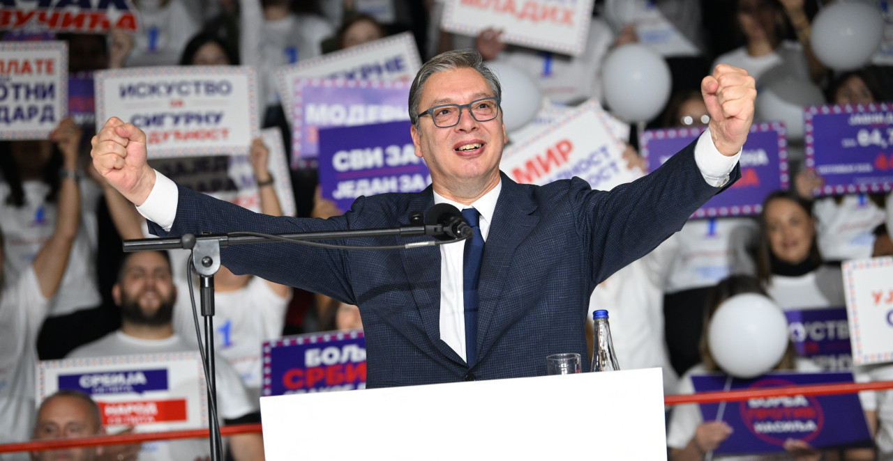 "NAJPONOSNIJI SAM NA SVETU ŠTO SU ME ZABRANILI I NIŠTA MI NE MOGU" Vučić na skupu u Čačku o odluci N1 da ne gostuje kod njih: "Hteo sam da u 24 minuta kažem koliko brinem o Srbiji" (VIDEO)